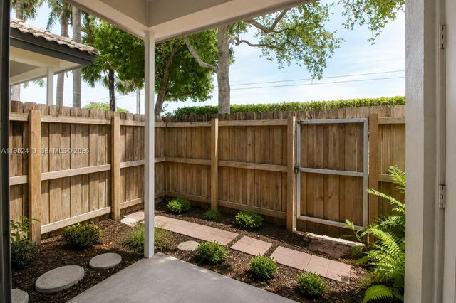 2306 SE 23rd Road 2306, Homestead, FL 33035