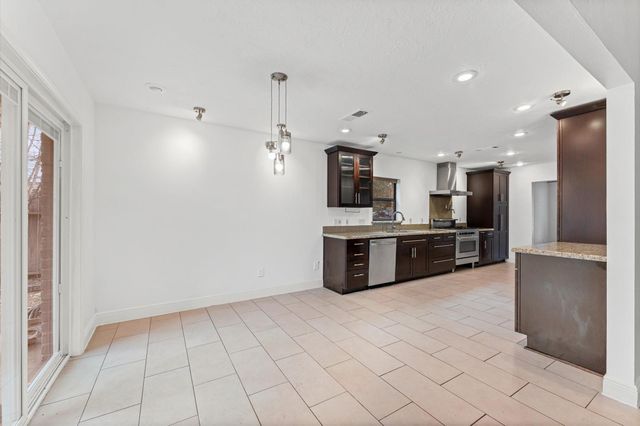 310 W Fair Harbor Lane, Houston, TX 77079