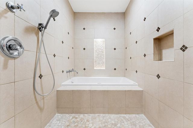 310 W Fair Harbor Lane, Houston, TX 77079