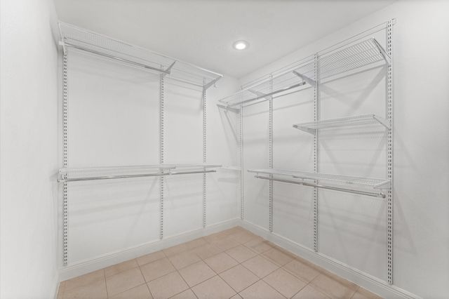 310 W Fair Harbor Lane, Houston, TX 77079