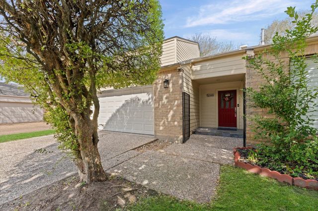 310 W Fair Harbor Lane, Houston, TX 77079