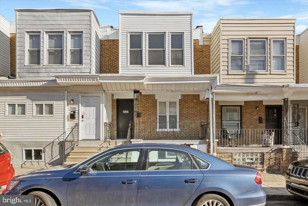2537 S MILLICK ST, Philadelphia, PA 19142