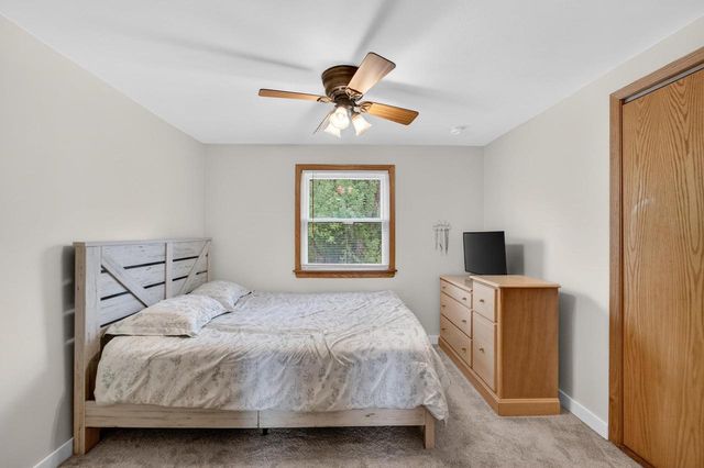 203 Fairview Court, Waunakee, WI 53597
