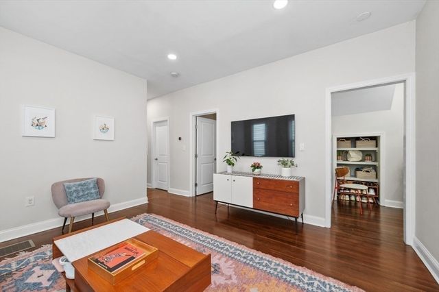 459 Meridian St 1, Boston, MA 02128