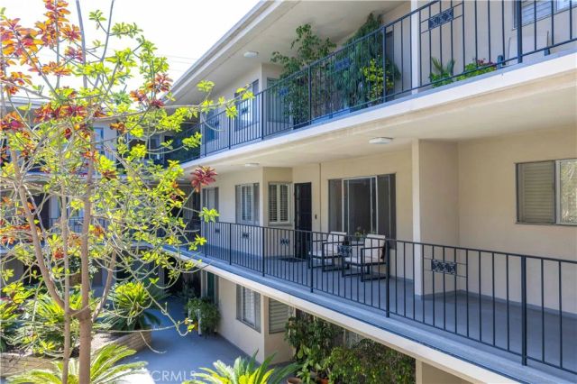 2772 E 2nd Street E2, Long Beach, CA 90803