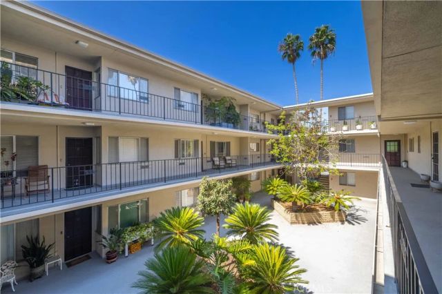 2772 E 2nd Street E2, Long Beach, CA 90803