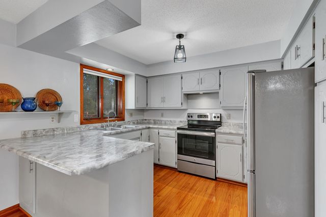 2875 Aurora Court, Saint Cloud, MN 56303