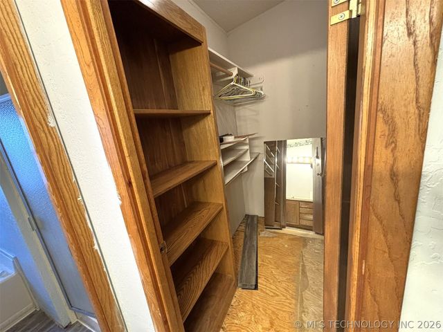 415420 E 1094, Checotah, OK 74426