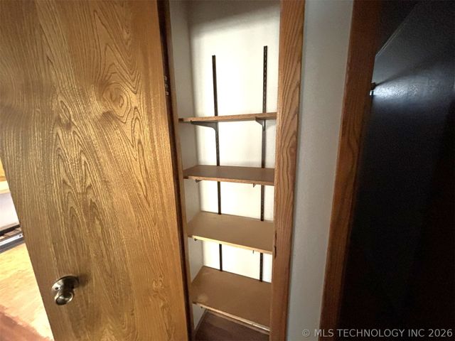 415420 E 1094, Checotah, OK 74426