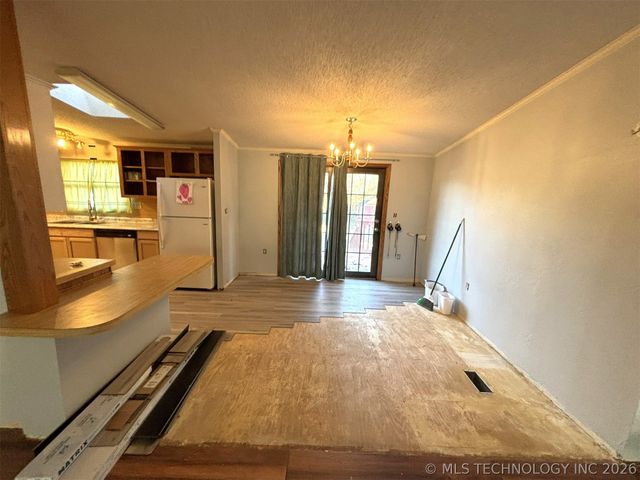 415420 E 1094, Checotah, OK 74426