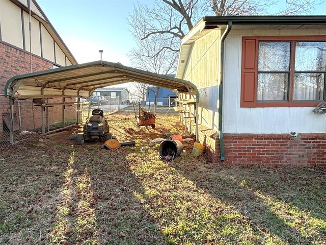 415420 E 1094, Checotah, OK 74426