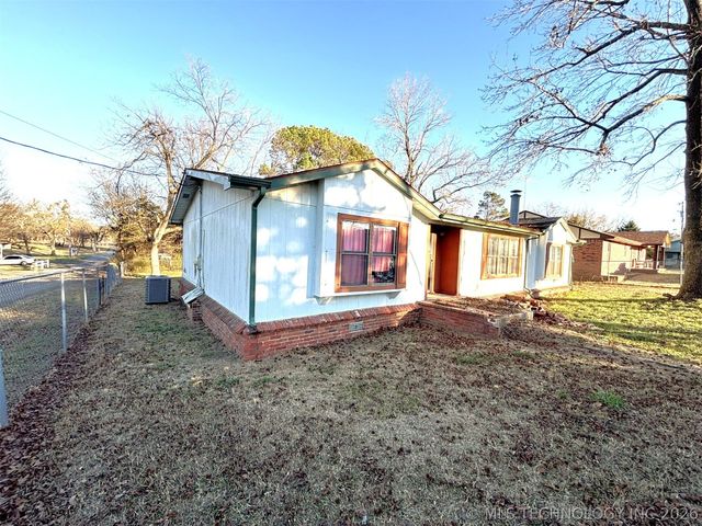 415420 E 1094, Checotah, OK 74426