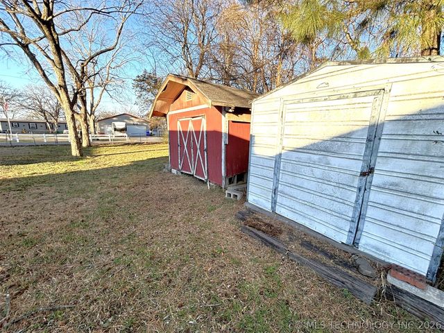 415420 E 1094, Checotah, OK 74426