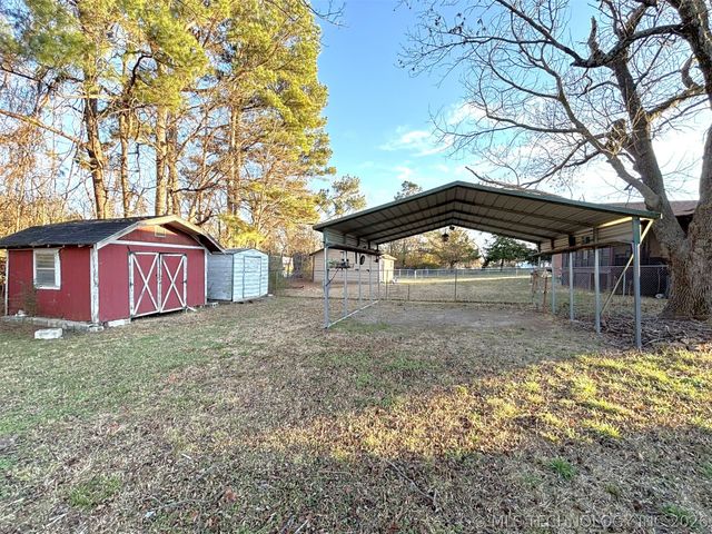 415420 E 1094, Checotah, OK 74426