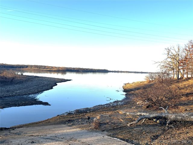 415420 E 1094, Checotah, OK 74426