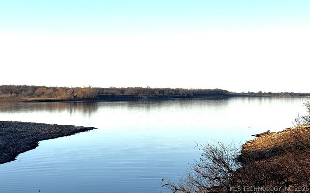 415420 E 1094, Checotah, OK 74426