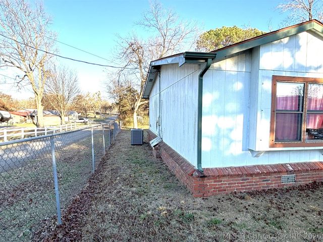 415420 E 1094, Checotah, OK 74426