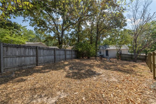 258 W Miller Street, Fayetteville, AR 72703