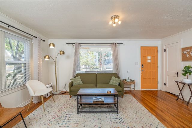 258 W Miller Street, Fayetteville, AR 72703