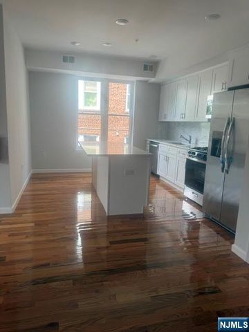 181 Munn Avenue 3, Irvington, NJ 07111