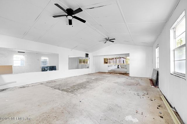 4104 PEACH Drive, Jacksonville, FL 32246