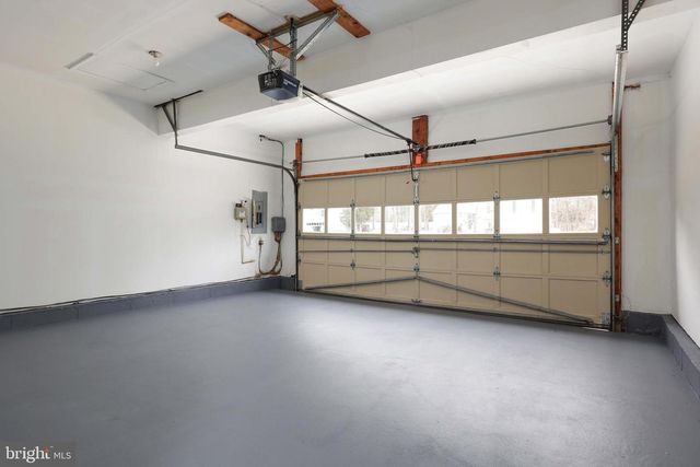 6 JAQUES CT, Sicklerville, NJ 08081