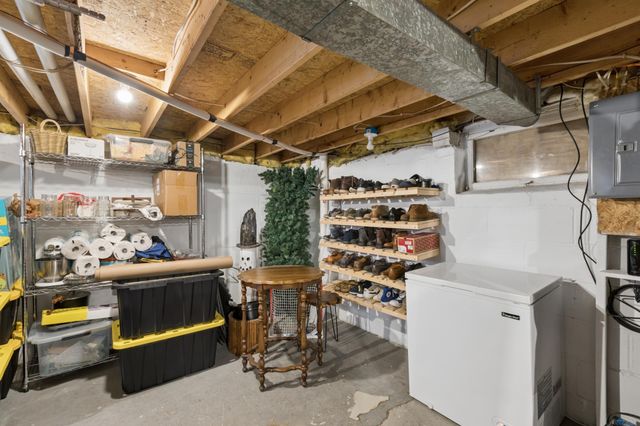 408 1st Avenue NE, Osseo, MN 55369