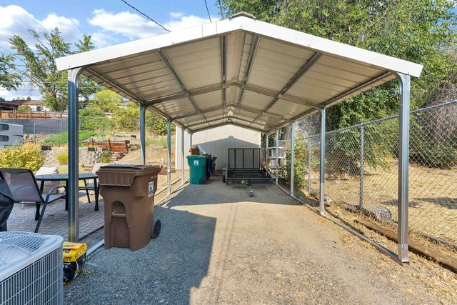 5902 N Greenwood Blvd, Spokane, WA 99205