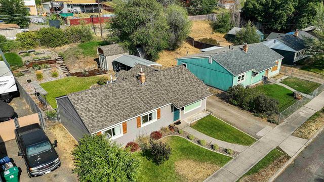 5902 N Greenwood Blvd, Spokane, WA 99205