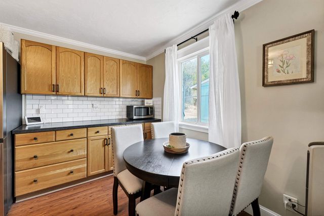 5902 N Greenwood Blvd, Spokane, WA 99205