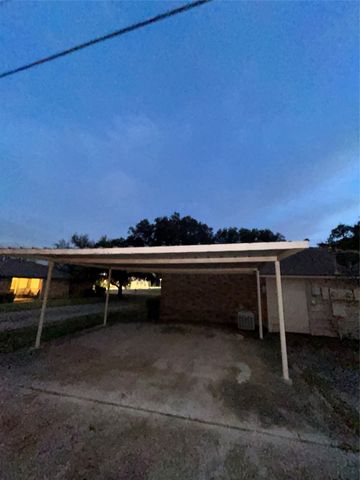 1302 Crescent Street, Denton, TX 76201