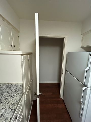 1302 Crescent Street, Denton, TX 76201