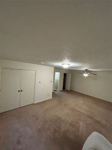 1302 Crescent Street, Denton, TX 76201