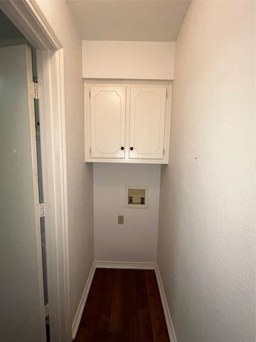 1302 Crescent Street, Denton, TX 76201