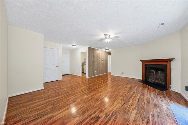 4555 Mallard DR, Gloucester, VA 23061