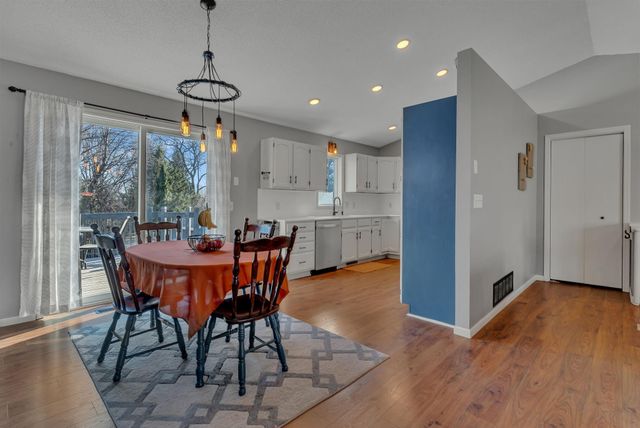 809 25th Avenue SW, Willmar, MN 56201