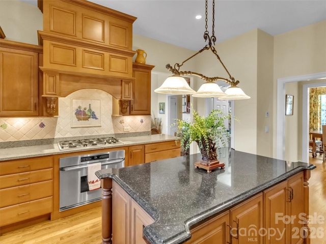 149 Cardinal Lane, Waynesville, NC 28786