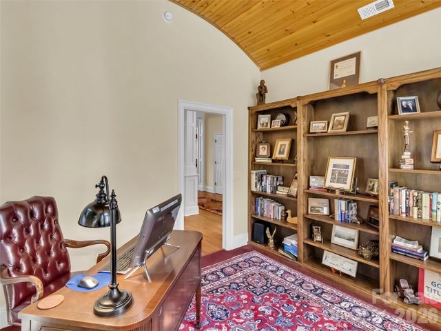149 Cardinal Lane, Waynesville, NC 28786
