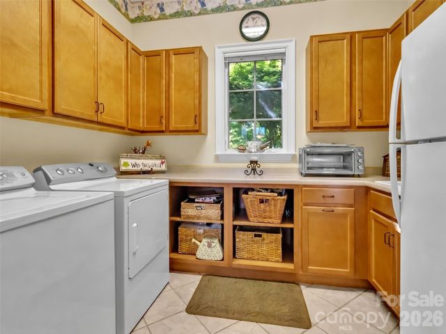 149 Cardinal Lane, Waynesville, NC 28786