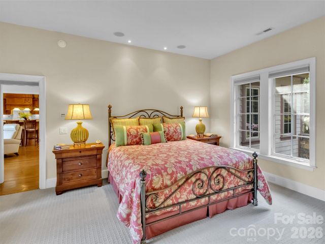 149 Cardinal Lane, Waynesville, NC 28786