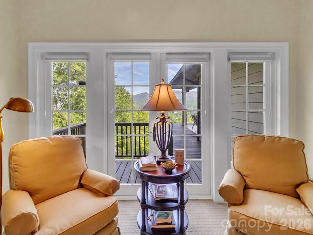 149 Cardinal Lane, Waynesville, NC 28786