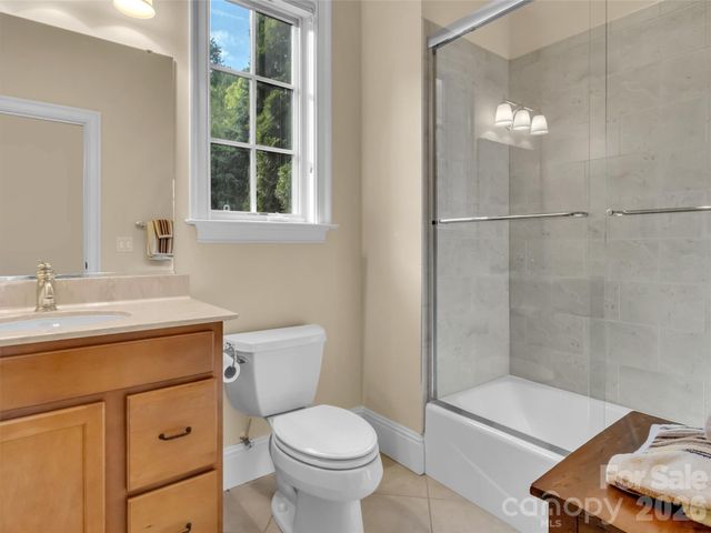 149 Cardinal Lane, Waynesville, NC 28786