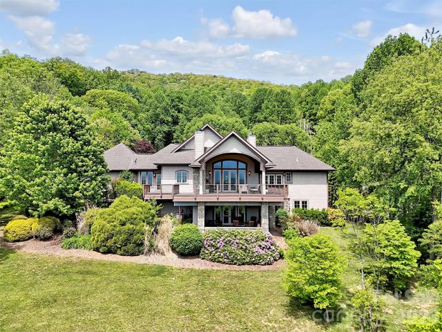 149 Cardinal Lane, Waynesville, NC 28786