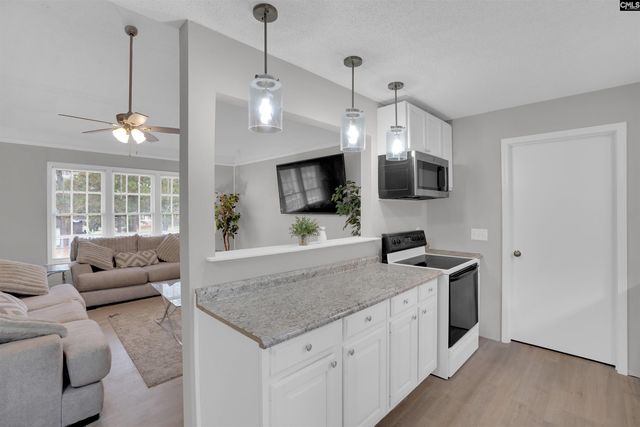 116 HARWOOD Drive, Hopkins, SC 29061