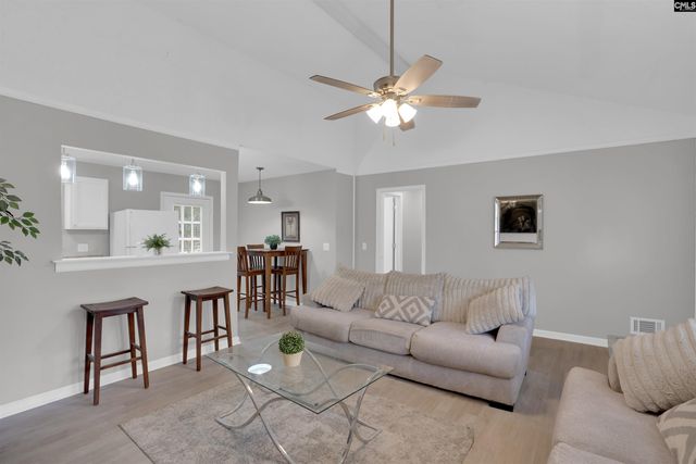 116 HARWOOD Drive, Hopkins, SC 29061