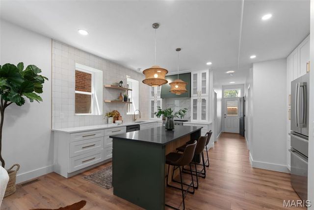 4675 Tennessee Avenue, St Louis, MO 63111