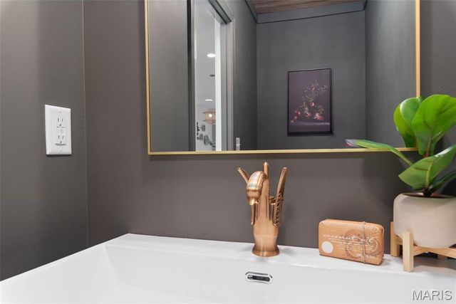 4675 Tennessee Avenue, St Louis, MO 63111