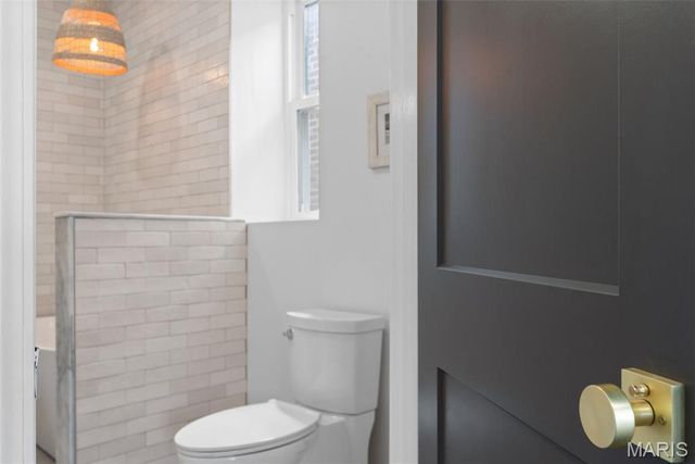 4675 Tennessee Avenue, St Louis, MO 63111