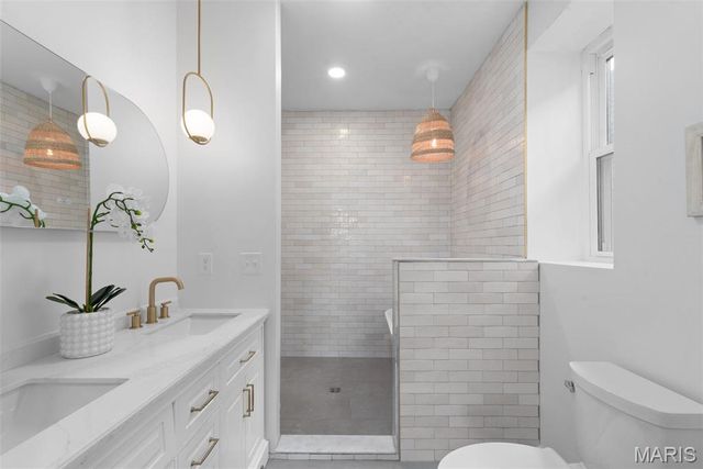 4675 Tennessee Avenue, St Louis, MO 63111