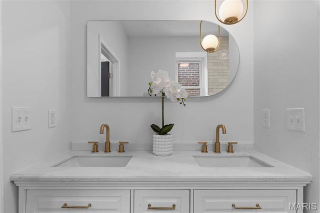 4675 Tennessee Avenue, St Louis, MO 63111